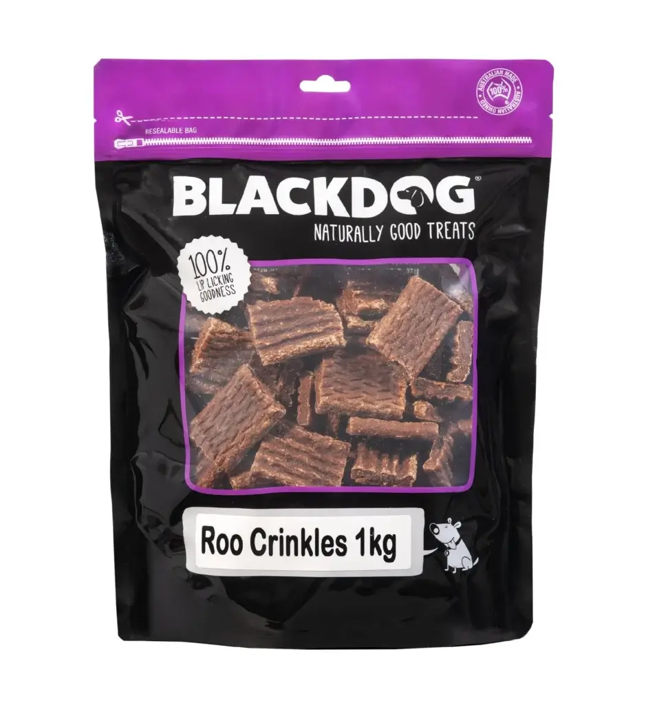 Blackdog Roo Crinkles 1kg bag with visible crinkle treats inside the resealable pack.